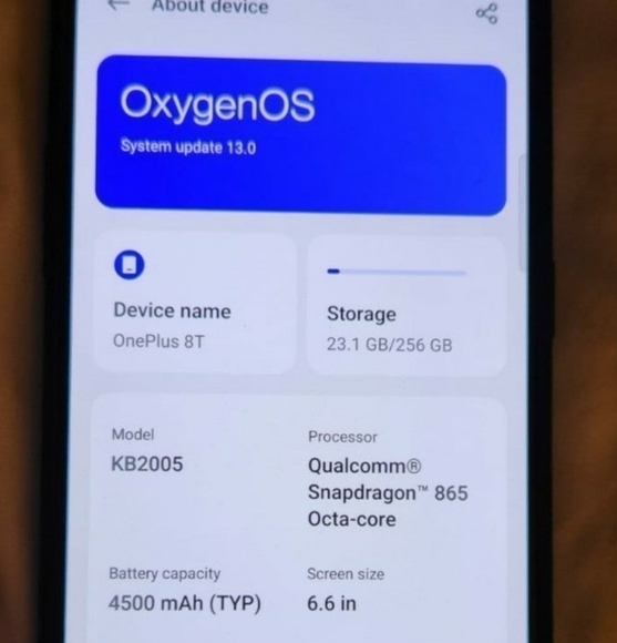 OnePlus 8T in Aquamarine Green 12 GB RAM and 256 GB Storage - Picture 2 of 9